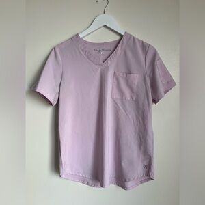 Easy STRETCH Chloe Women's 3-Pocket V-Neck Tuck-In Scrub Top Light Pink Size S